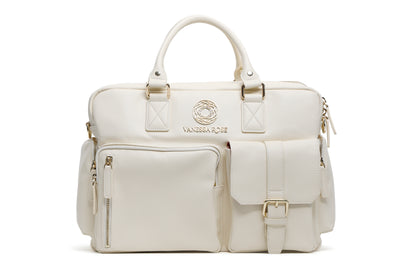 Frontalansicht der Kameratasche Aurora in weiß ohne Umhängegurt, Umhängegurt ist abnehmbar